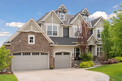 140 Wildwood Ct, Mahtomedi, MN, 55115-4200 | Card Image