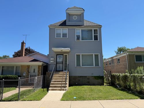 9211 S Clyde Ave, Chicago, IL, 60617-3743 | Card Image