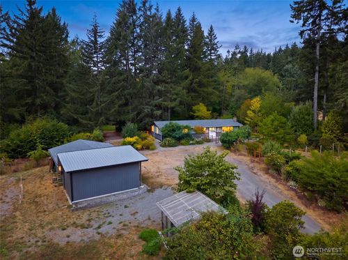 13704 Wright Bliss Rd Nw, Gig Harbor, WA, 98329-5185 | Card Image