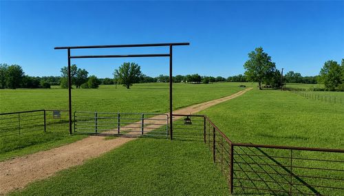 13541 E E Highway 79, Gause, TX, 77857-7059 | Card Image