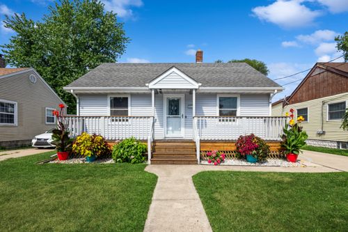 9014 Hook St, Highland, IN, 46322-1937 | Card Image