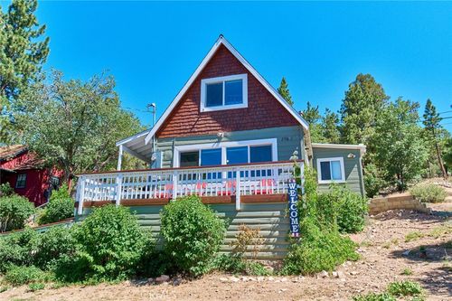 39676 Oak Glen Rd, Fawnskin, CA, 92333-1055 | Card Image