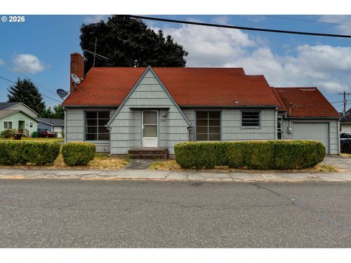 204 S Vernonia Rd, Saint Helens, OR, 97051-1629 | Card Image