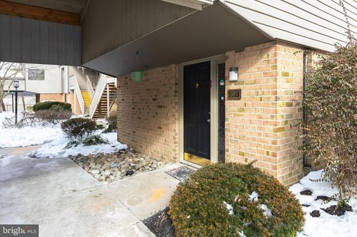 307 Meadowview, Lindenwold, NJ, 08021 | Card Image