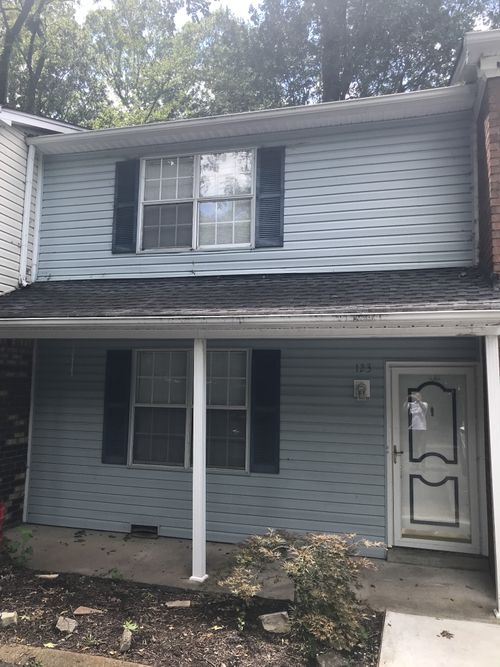 123 Five Oaks Dr, Nashville, TN, 37217-1219 | Card Image