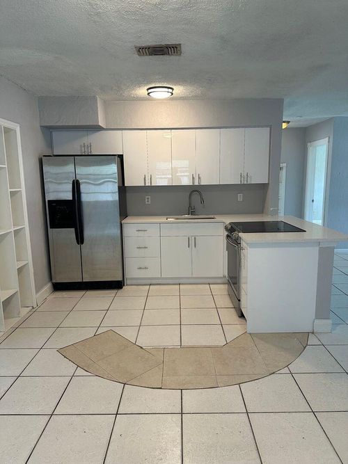 2007 Sw 12th Ct, Delray Beach, FL, 33445-6206 | Card Image