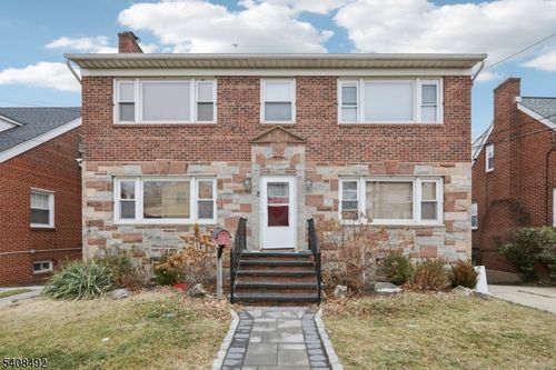 5 Cedar St, North Arlington, NJ, 07031-5711 | Card Image