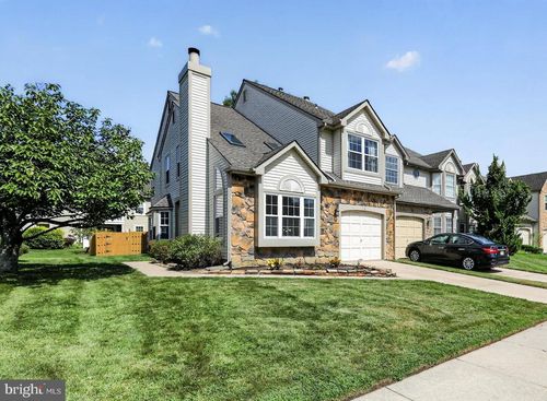 14 Sandhurst Dr, MOUNT LAUREL, NJ, 08054-6204 | Card Image