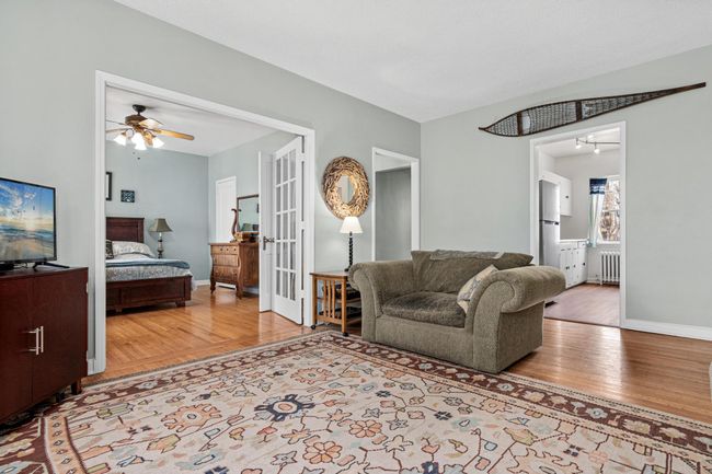APT-211 - 3134 W Bde Maka Ska Blvd, Condo with 2 bedrooms, 1 bathrooms and null parking in Minneapolis MN | Image 4
