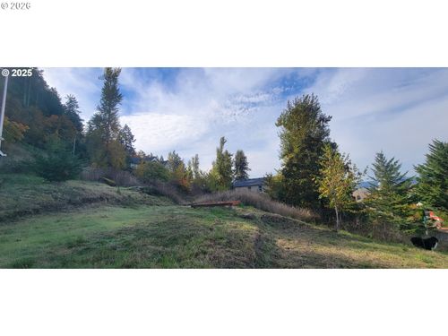1 Queens Ave, Creswell, OR, 97426 | Card Image
