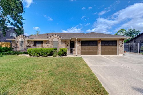 5205 Carmona Ln, Pearland, TX, 77584-1141 | Card Image
