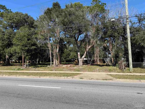 4206 W Fairfield Dr, Pensacola, FL, 32505-4735 | Card Image