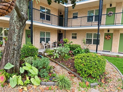 715-2704 Whitney Pl, Metairie, LA, 70002-6280 | Card Image