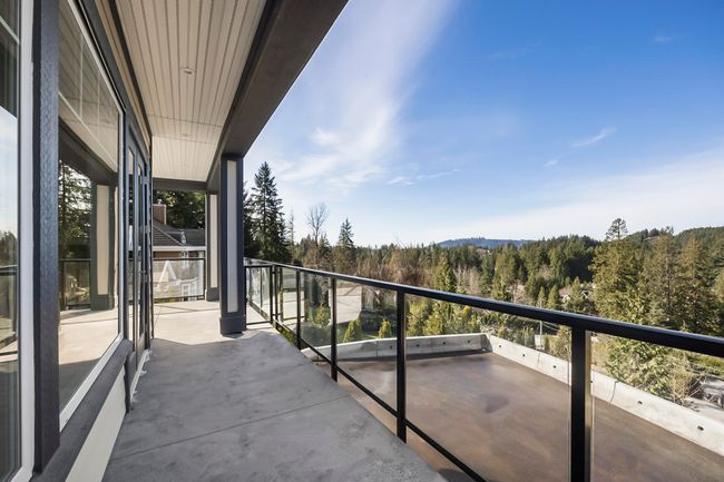 779 Sunset Ridge, House other with 9 bedrooms, 6 bathrooms and 6 parking in Anmore BC | Image 15