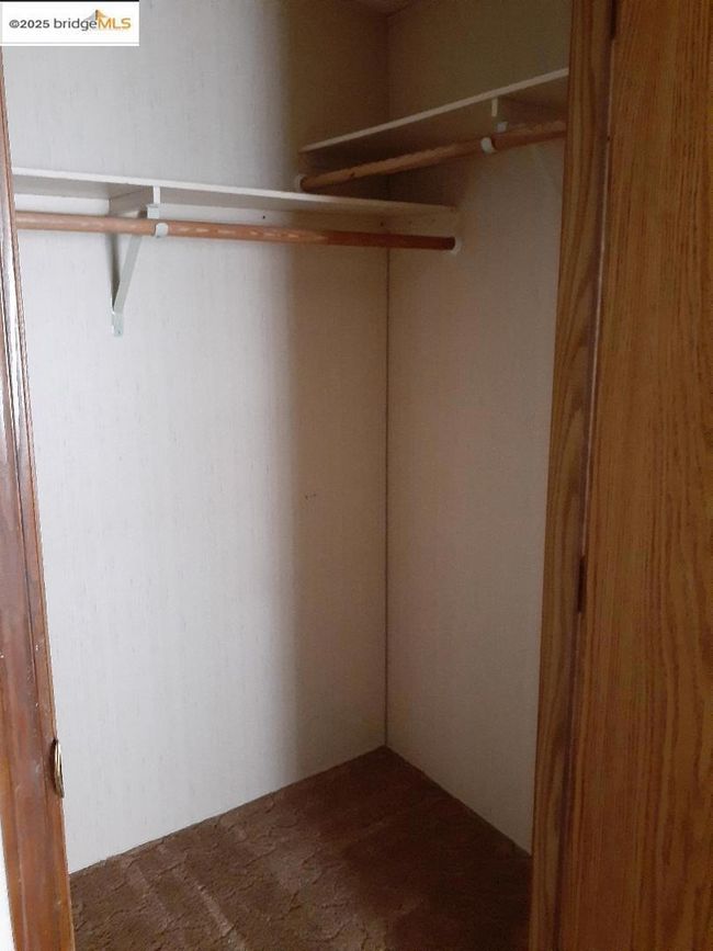136 Castle Ct, Home with 2 bedrooms, 2 bathrooms and 2 parking in Fortuna CA | Image 9