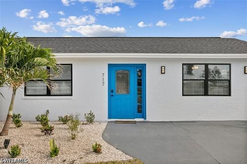 1-717 95th Ave N, Naples, FL, 34108-2456 | Card Image
