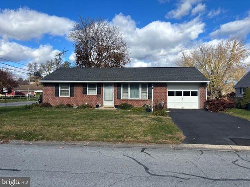 1799 Heritage Ave, LANCASTER, PA, 17603-4441 | Card Image