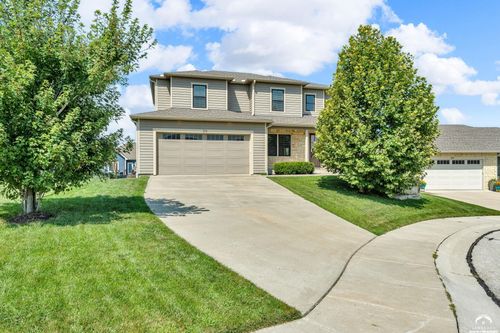 313 Stoneridge Ct, Lawrence, KS, 66049-4921 | Card Image