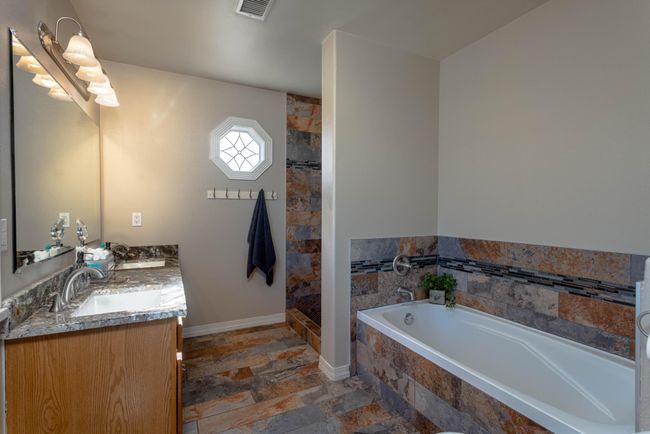 1168 Windsor Park Dr, House other with 3 bedrooms, 3 bathrooms and null parking in Fruita CO | Image 40