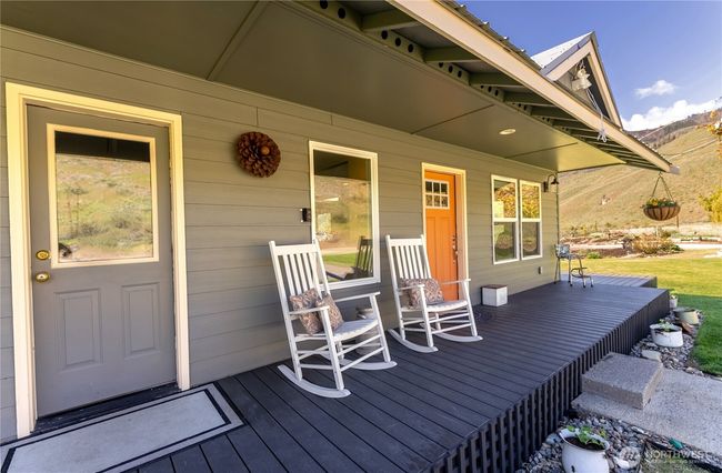 Front deck | Image 26