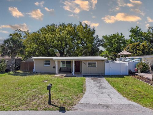 10480 111th Ave, LARGO, FL, 33773-3829 | Card Image