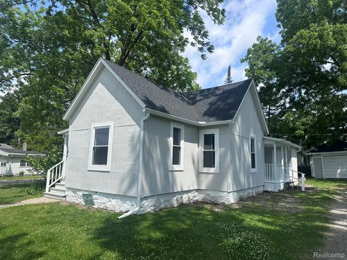 101 Morrell St, Yale, MI, 48097-2947 | Card Image