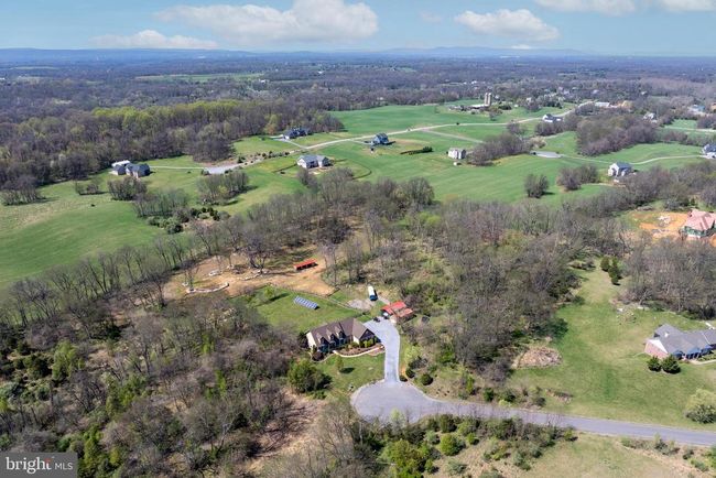 1058 Marsh Hawk Way, House other with 4 bedrooms, 4 bathrooms and null parking in Shepherdstown WV | Image 96