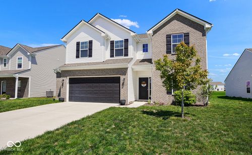 8346 Juniper Ln, Pendleton, IN, 46064-1375 | Card Image
