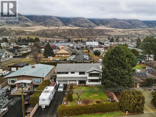 2480 Valleyview Dr, Kamloops, BC, V2C4E3 | Card Image