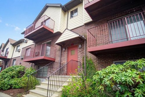 12-1 Royal Crest Dr, Randolph, MA, 02368-3031 | Card Image