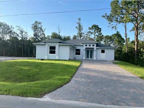 578 Woodview Dr, Lehigh Acres, FL, 33972-1086 | Card Image