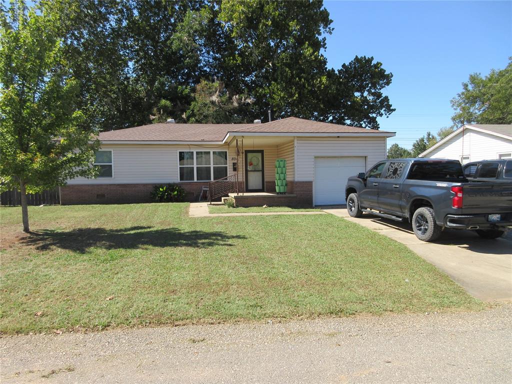 Sharon St, Tecumseh, OK 74873
