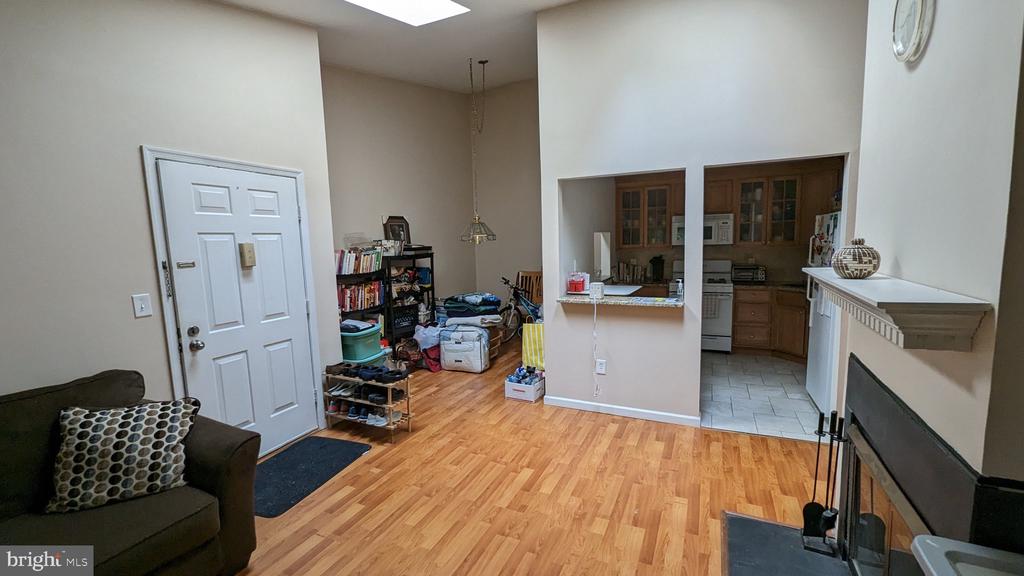Residential in LAWRENCEVILLE 3