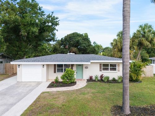 4200 Des Plaines Dr, SARASOTA, FL, 34233-3602 | Card Image