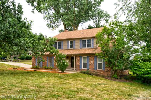 35868 Smithfield Ct, Farmington, MI, 48335-3140 | Card Image
