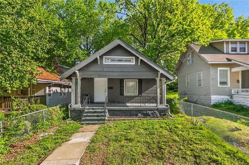 1308 E 59th Street, Kansas City, MO, 64110 | Card Image