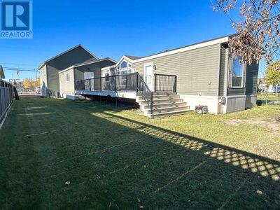 10480 99 Th St, House other with 3 bedrooms, 2 bathrooms and null parking in Taylor BC | Image 2