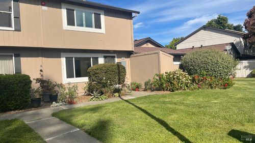 5048 Charmian Drive, Santa Rosa, CA, 95409 | Card Image