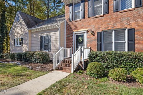 6063 Epping Forest Dr, Raleigh, NC, 27613-4075 | Card Image