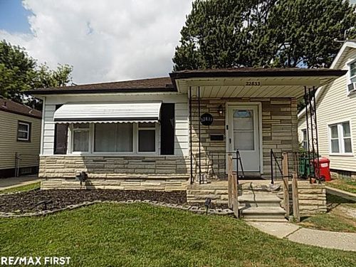 22833 Rein Ave, Eastpointe, MI, 48021-4101 | Card Image