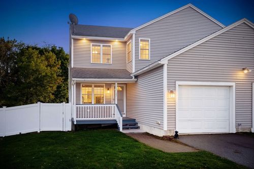 23-23 Yale St, Uxbridge, MA, 01569-3225 | Card Image
