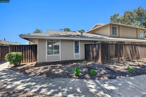 d-2071 Olivera Rd, Concord, CA, 94520-5480 | Card Image