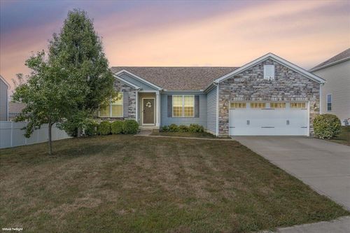 678 Green Forest Pl, Lithopolis, OH, 43136-7502 | Card Image