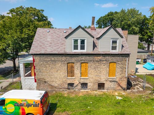5811 S Bishop St, Chicago, IL, 60636-1712 | Card Image