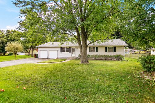 3926 E Chestnut St, Kankakee, IL, 60901-8050 | Card Image