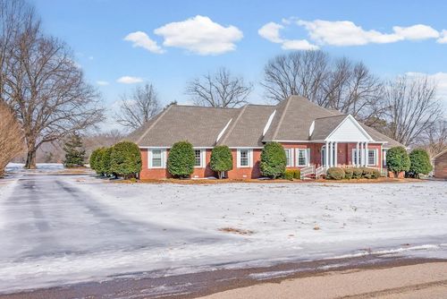 162 Anderson Dr, Mc Kenzie, TN, 38201-1267 | Card Image