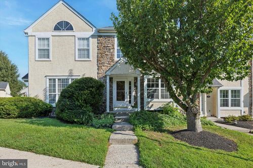202 Coventry Pointe Ln, POTTSTOWN, PA, 19465-7474 | Card Image