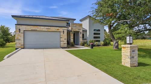 109 Cap Rock, Horseshoe Bay, TX, 78657-2195 | Card Image