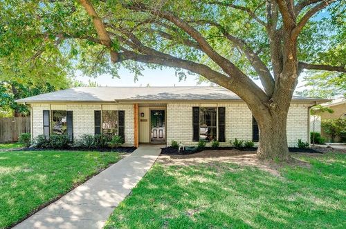 3517 Knoll Point Dr, Garland, TX, 75043-6228 | Card Image