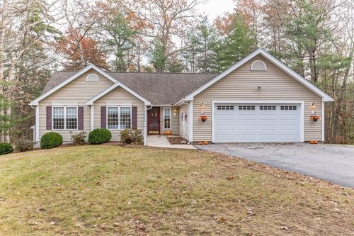 12 Nesmith Ct, Litchfield, NH, 03052-8032 | Card Image